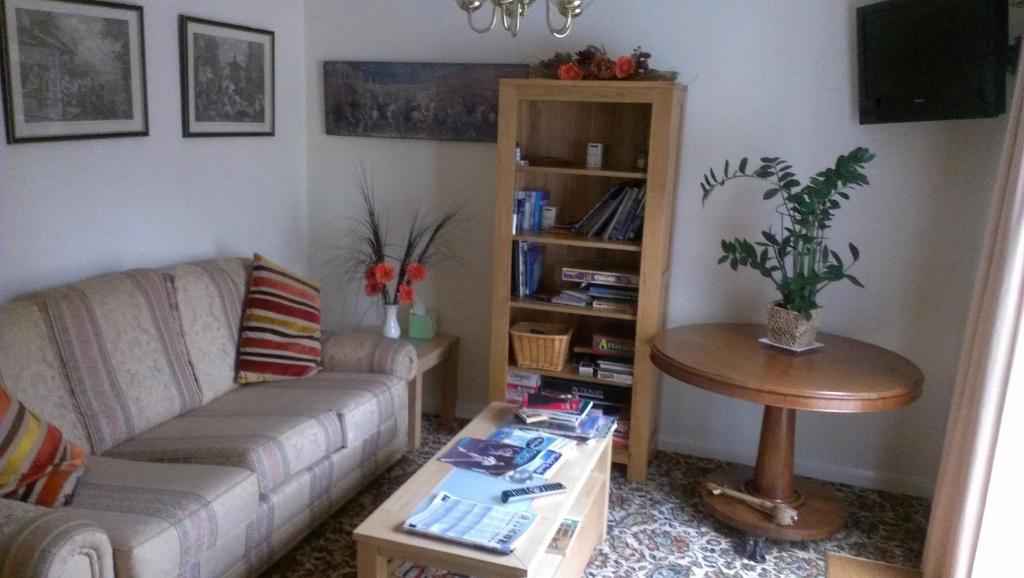 St Edmundsbury B&B Drayton エクステリア 写真